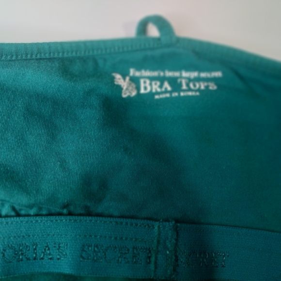 Victoria's Secret Size S Aqua Halter Tank Top With bra Victoria Secret - Picture 6 of 8